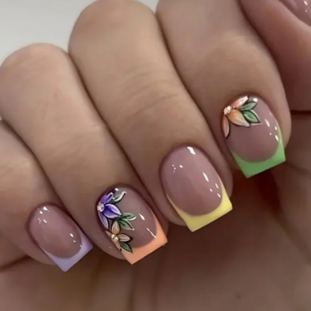 24 Pieces Fake Press On Nails